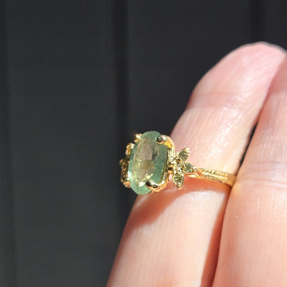 Kyanite 5k oval & Peridot 24k gold ring sz8 - Picture 7 of 11